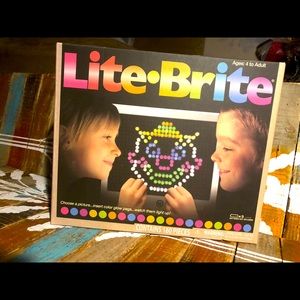 New unopened 2016 light bright